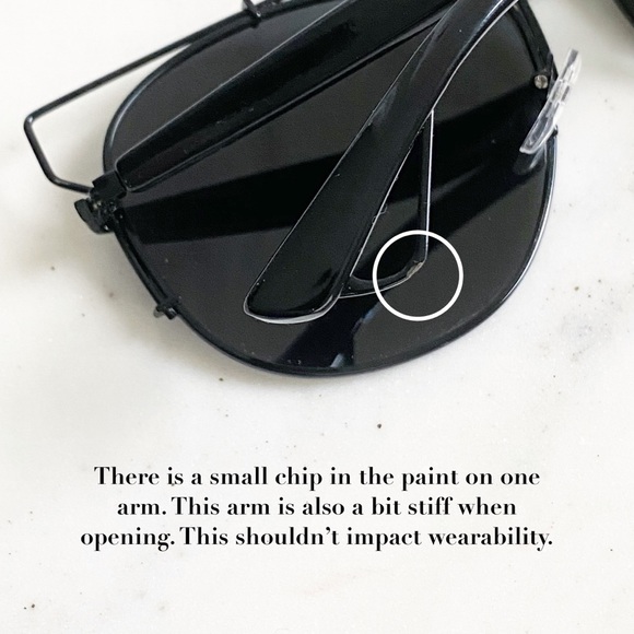 🆑 "Amira" Sunglasses || Black & Black Aviator - Picture 6 of 10